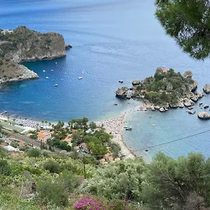 Don Mimi Guarnaschelli La Dependace Taormina