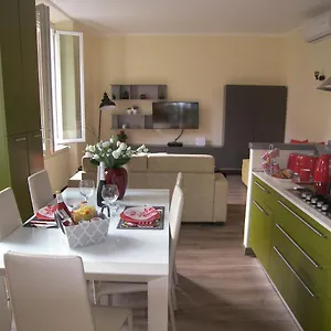  Apartment Casa Molinari Italy