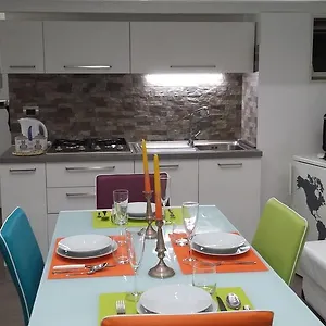Apartament Rainbow House